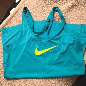 Nike Workout tank